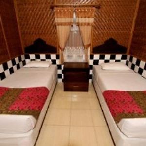 Danau Dariza Hotel & Resort